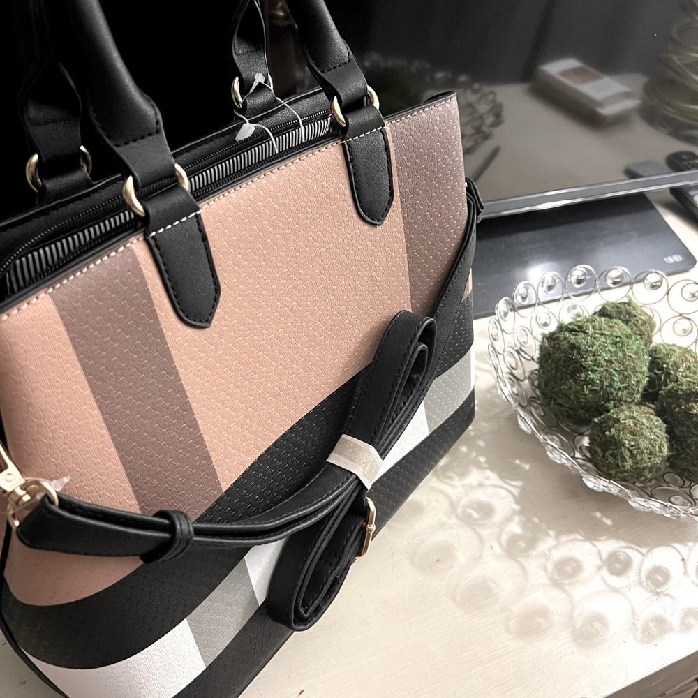 Brand new hand bag